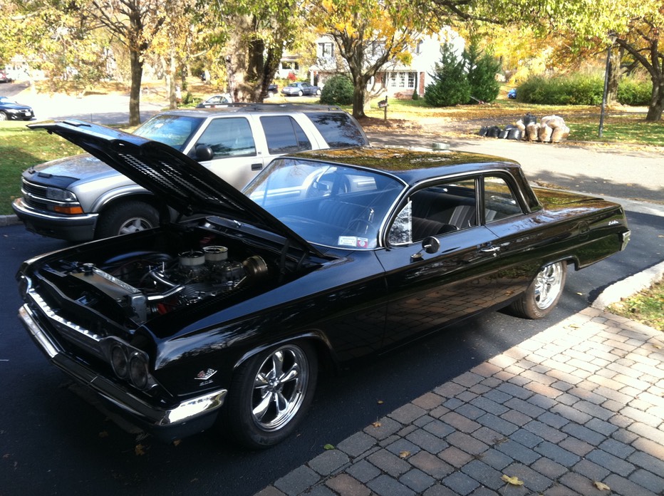 Lenny's 62 chevy 409